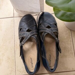 Women’s Mary Jane Navy Blue